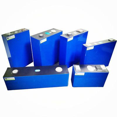 Grade A 3.7V Prismatic Lithium NMC Battery Cylindrical Lithium Ion Battery